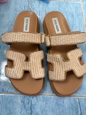 STEVE MADDEN Mayven Sandal open toe classic beachy vacation size 7